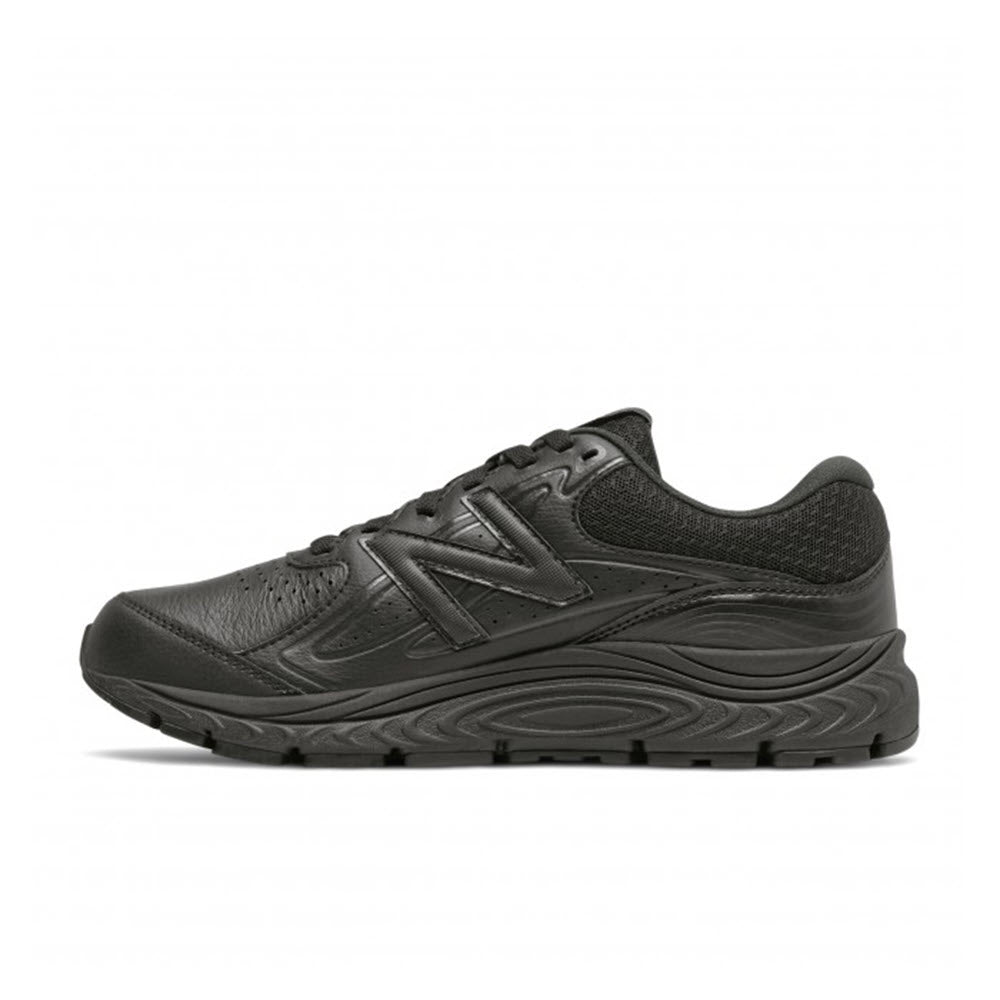 A single black New Balance 840V3 men&#39;s walking shoe displayed in profile view on a white background.