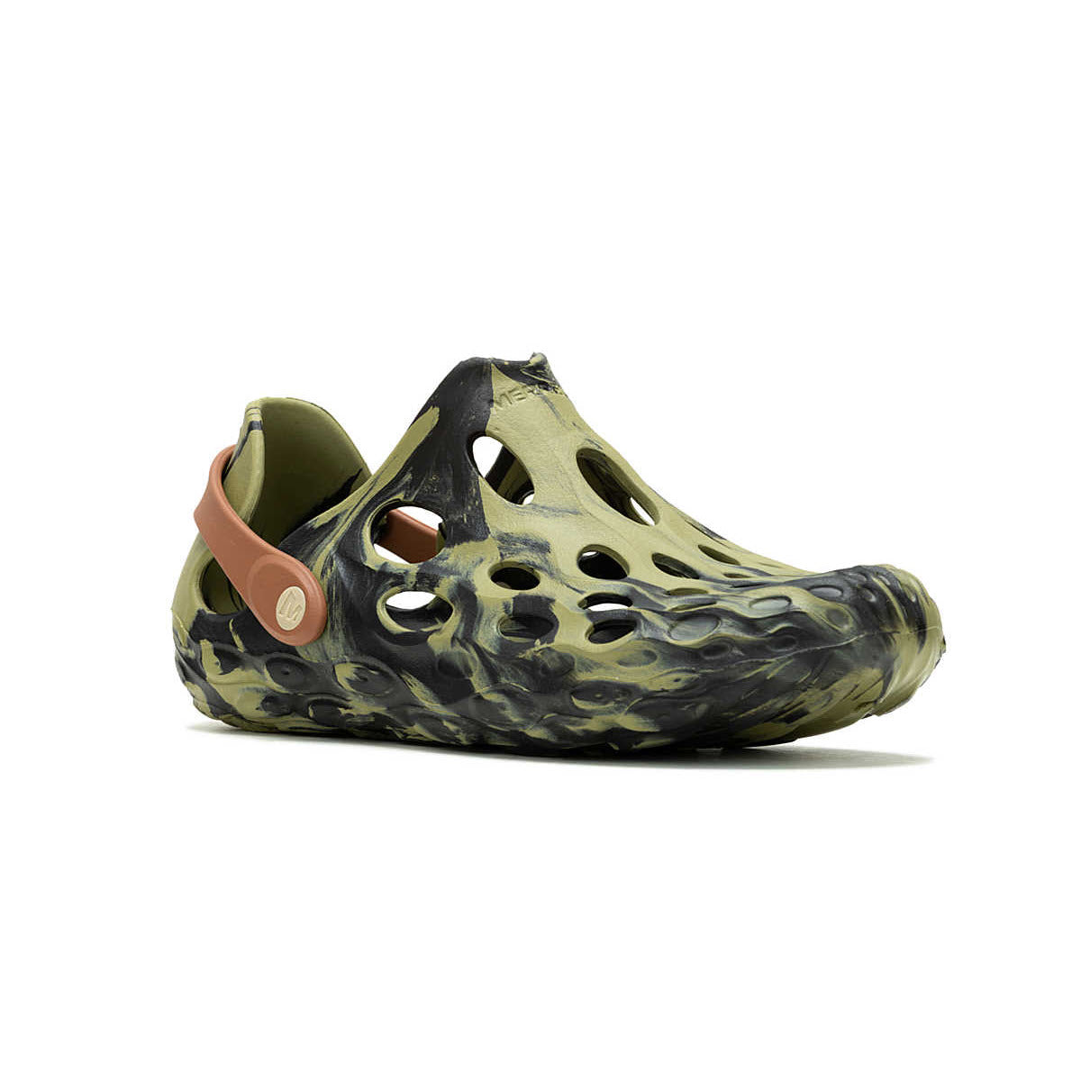 A single camouflage-patterned Merrell Hydro Moc foam clog shoe with ventilation holes and a pivoting heel strap, isolated on a white background.
