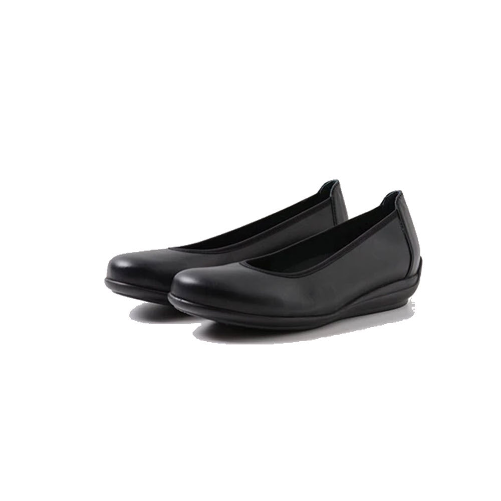 A pair of comfortable Wolky Duncan F2F Black Biocare Stretch ballet flats on a white background.