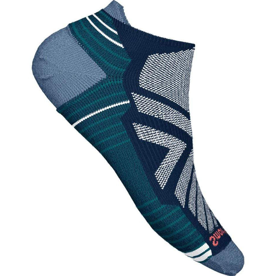 A single Smartwool Performance Low Hiker Sock in deep navy and white stripes with cushioned areas.