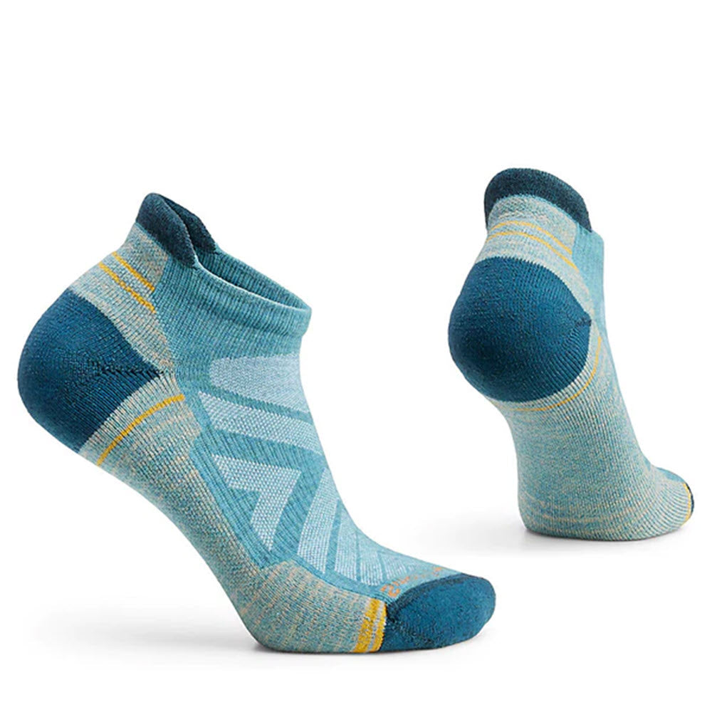 A pair of Smartwool Light Hike Low Ankle Socks in Cascade Green displayed against a white background, with one sock shown from the side and the other from the back.