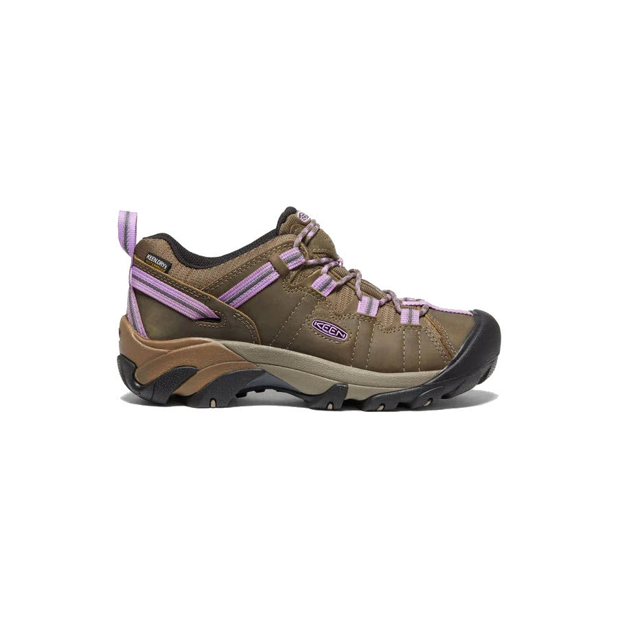 A single Keen Targhee II WP Timberwolf/English Lavender women's waterproof hiking boot with laces on a white background.
