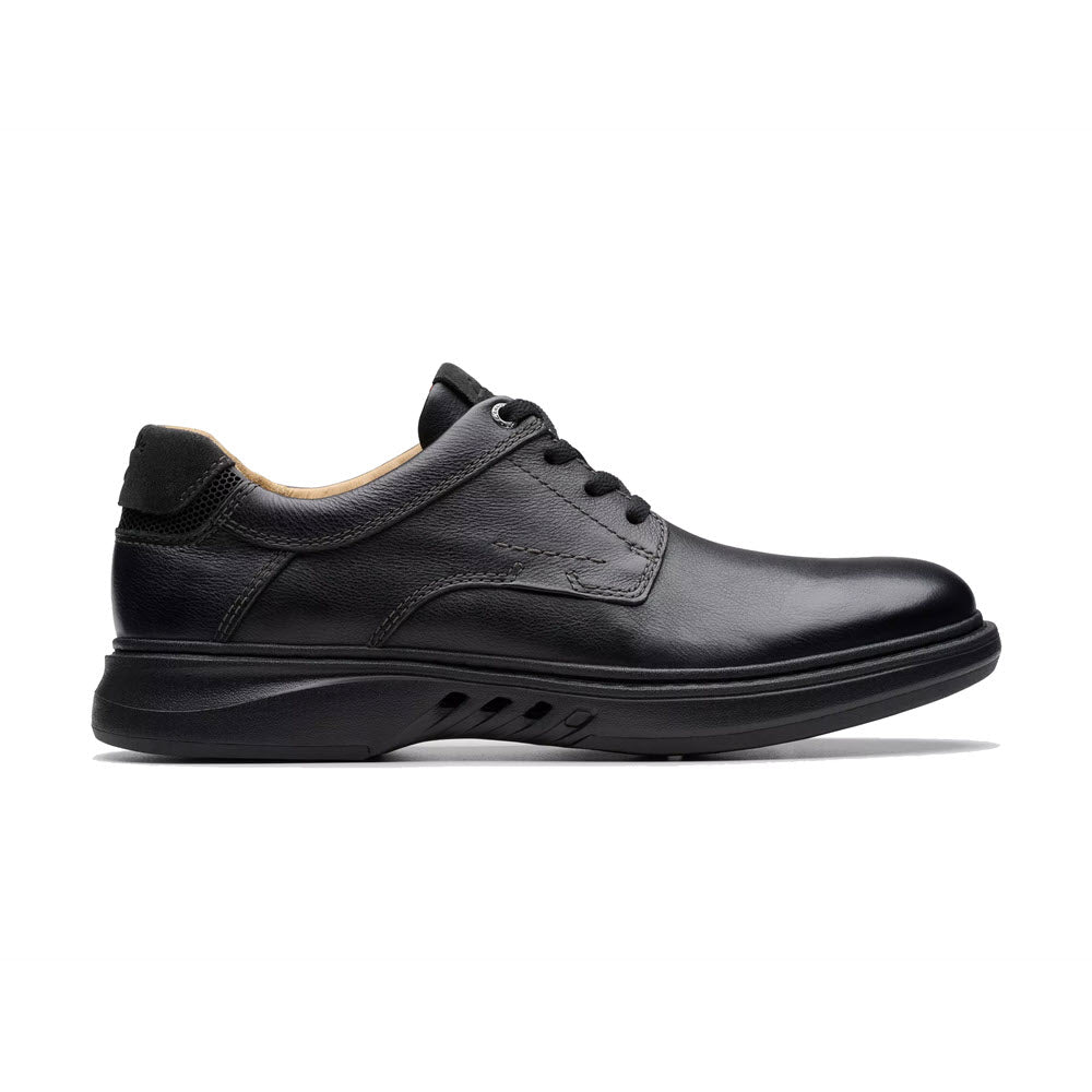 Clarks Men's Un Briley Pace Shoe Black Leather / 11 / M