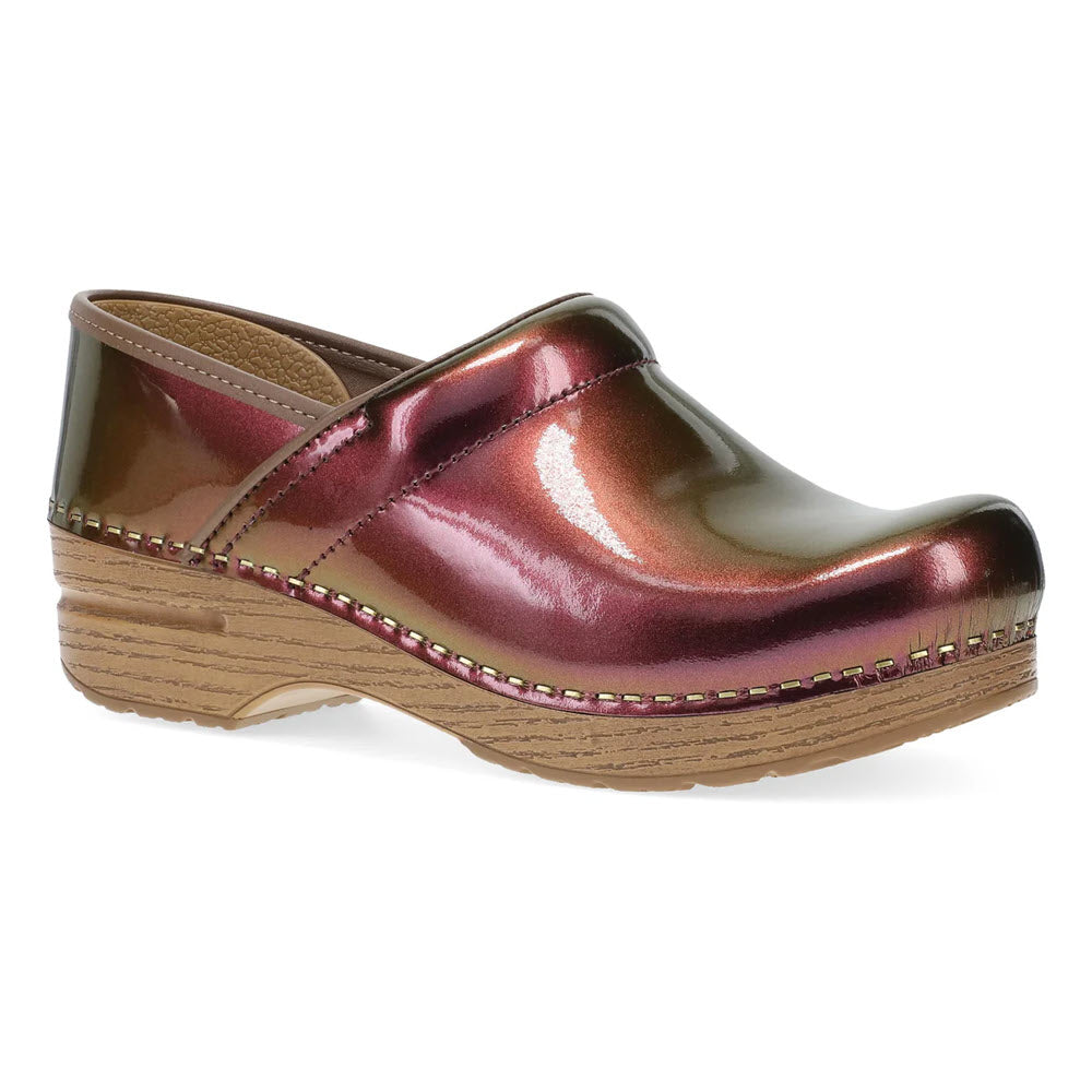DANSKO PROFESSIONAL PASSION COLORSHIFT CLOG BURGANDY - WOMENS