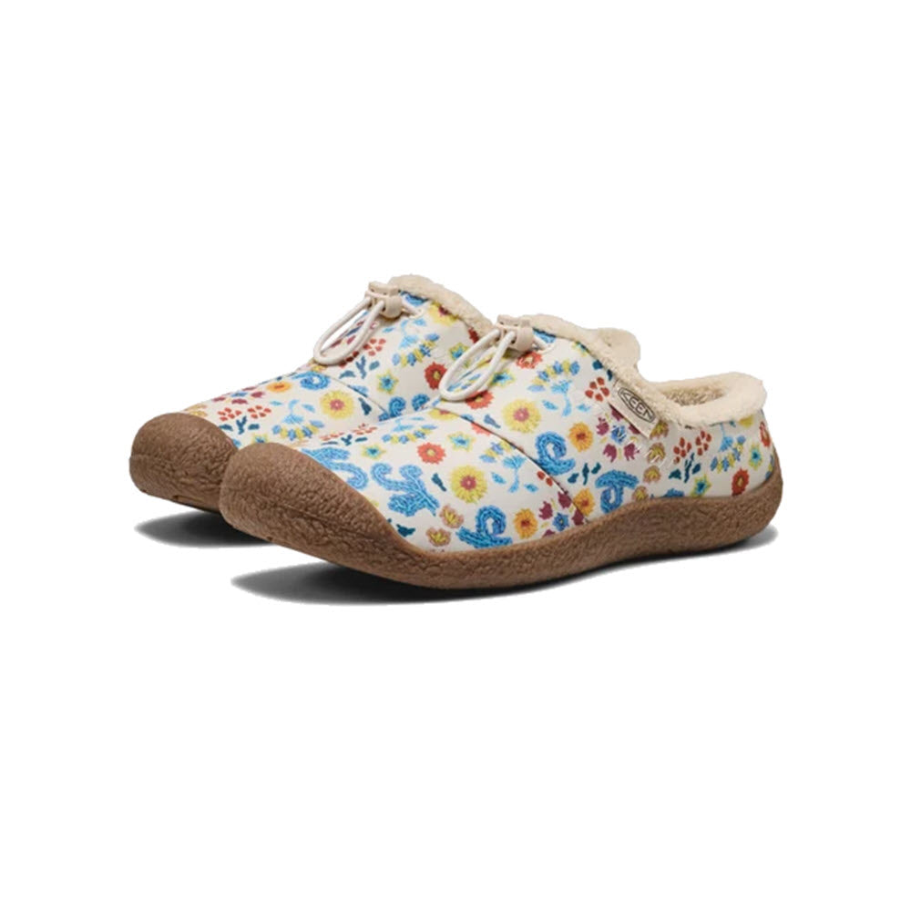 KEEN HOWSER III SLIDE EMB FLOWER BIRCH - WOMENS