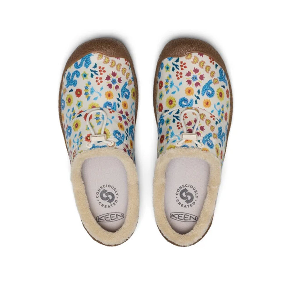 KEEN HOWSER III SLIDE EMB FLOWER BIRCH - WOMENS