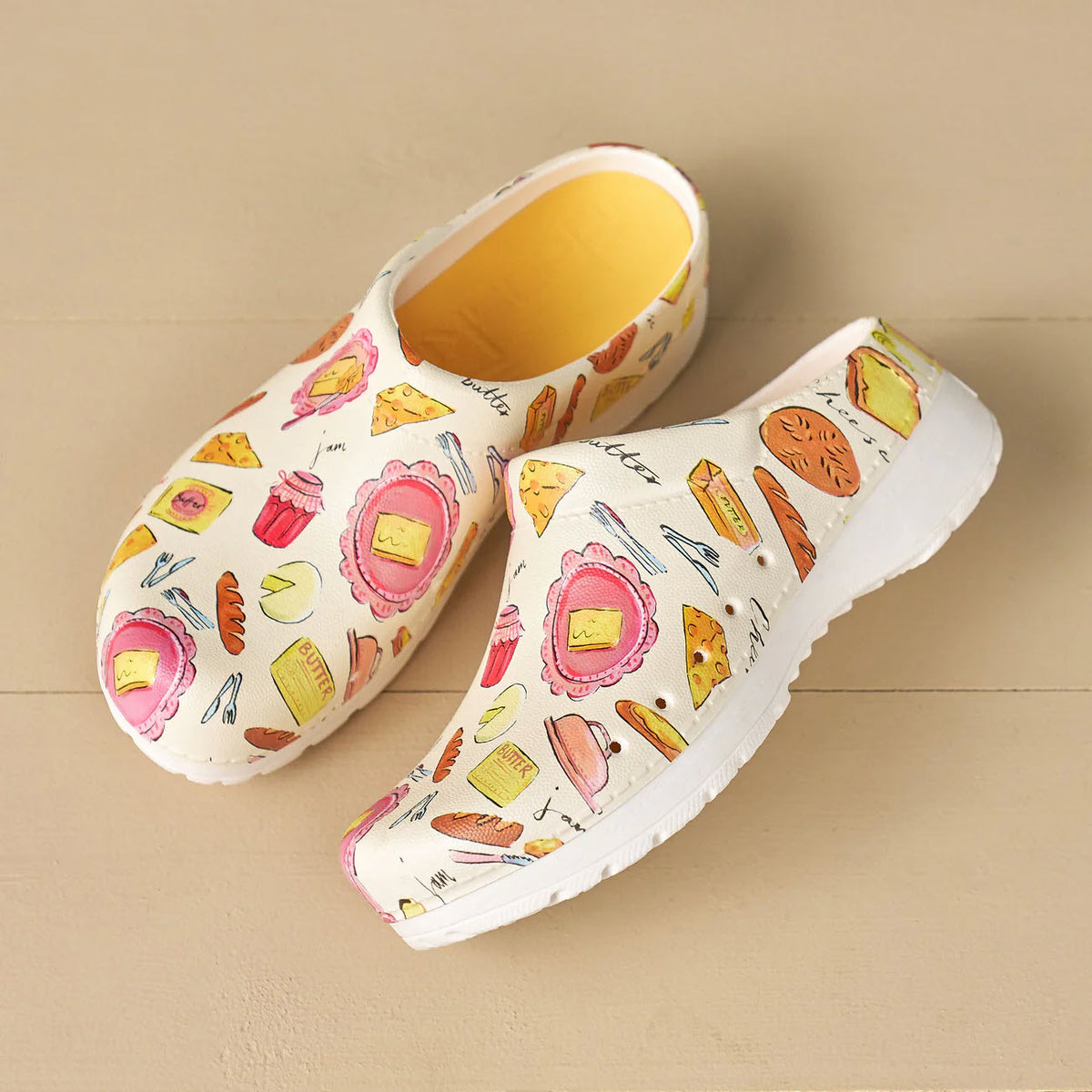 DANSKO KANE CLOG BUTTER AND BAGUETTES - WOMENS