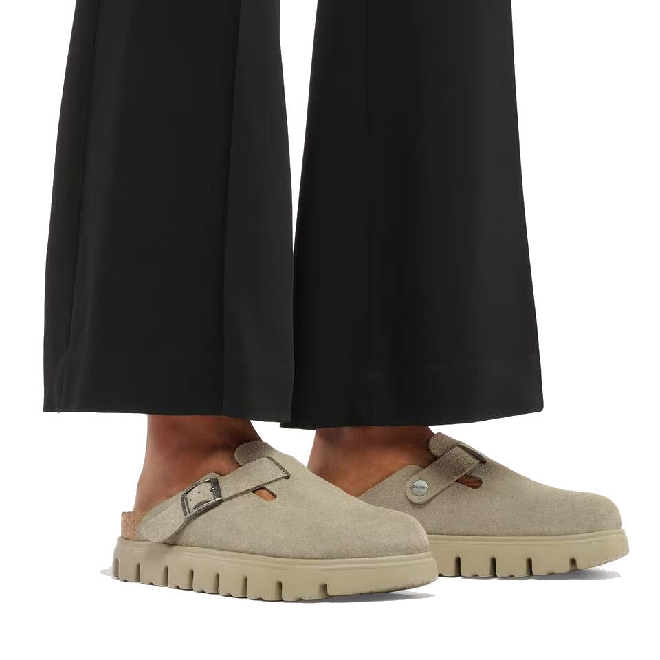 BIRKENSTOCK BOSTON CHUNKY CLOG SUEDE TAUPE - WOMENS