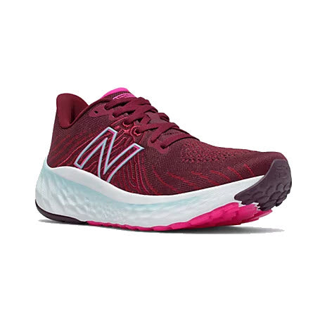 A single red and white New Balance Fresh Foam Vongo v5 stability running shoe displayed against a white background.
Product Name: New Balance Fresh Foam Vongo v5 Garnet/Pink Glo - Womens
Brand Name: New Balance