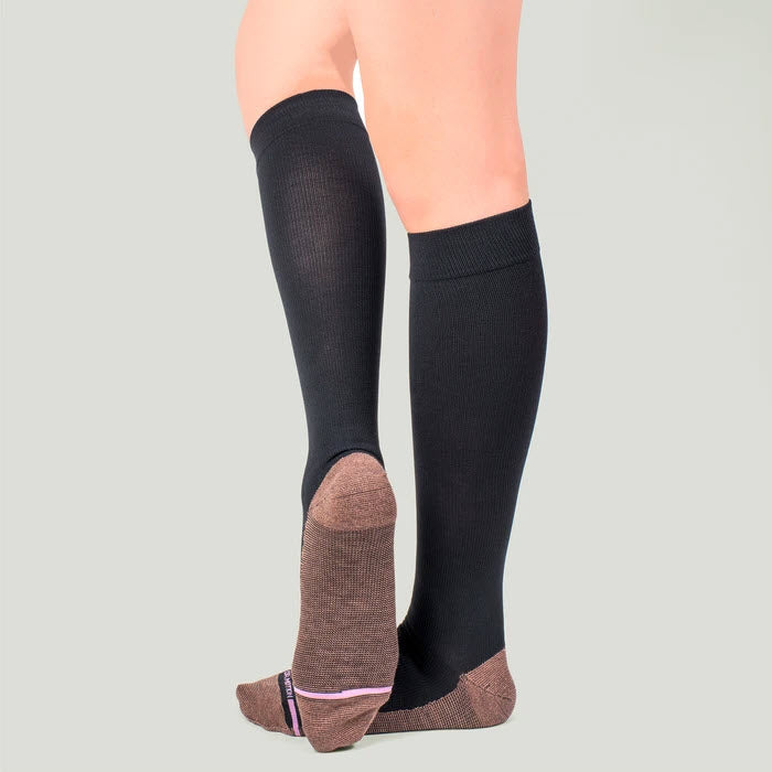 DR. MOTION COMPRESSION SOCK WITH COPPER BLACK