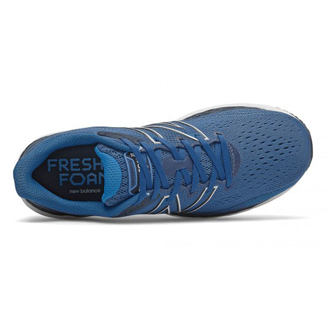 Top view of a pair of blue men&#39;s New Balance M860v12 Oxygen Blue running shoes.