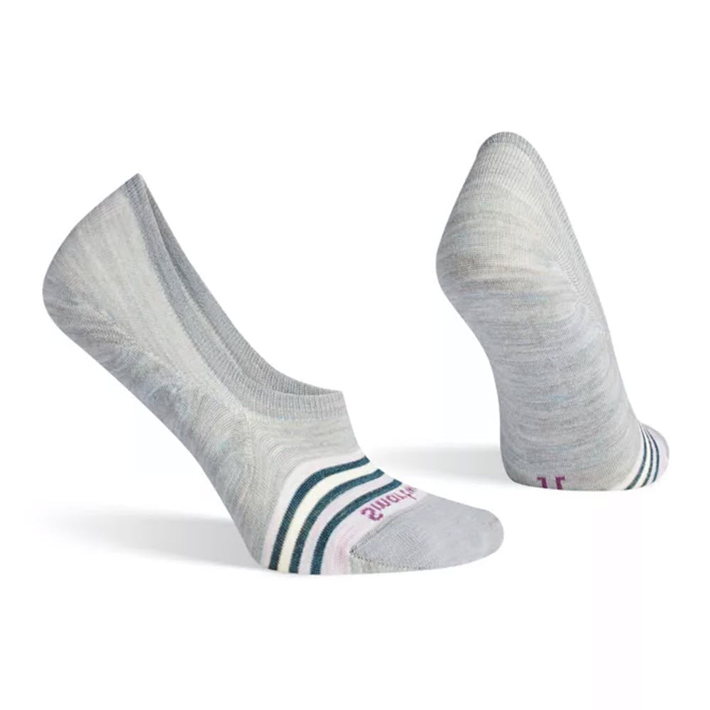 A pair of Smartwool Striped No Show Socks in Lunar Grey with a supportive arch brace.