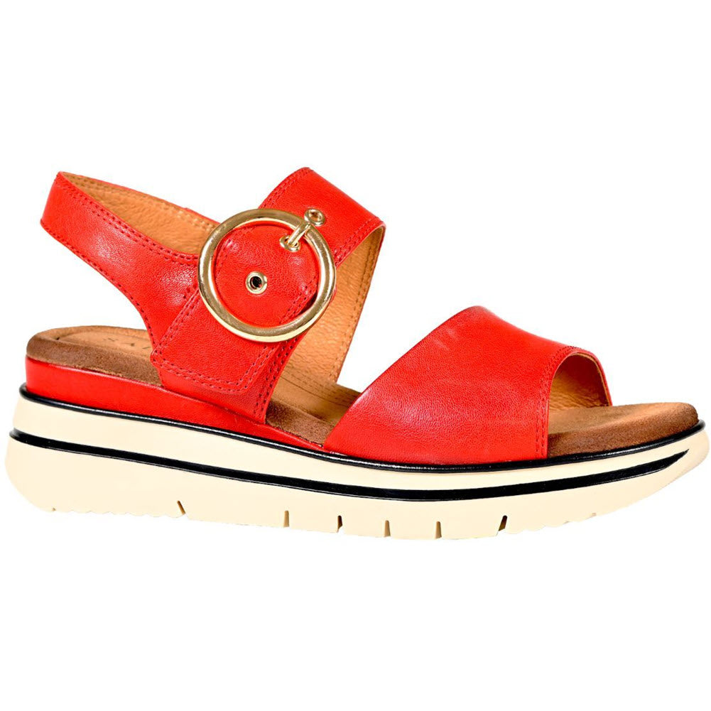 Salvia women&#39;s platform sandal with buckle closure and memory foam footbed.