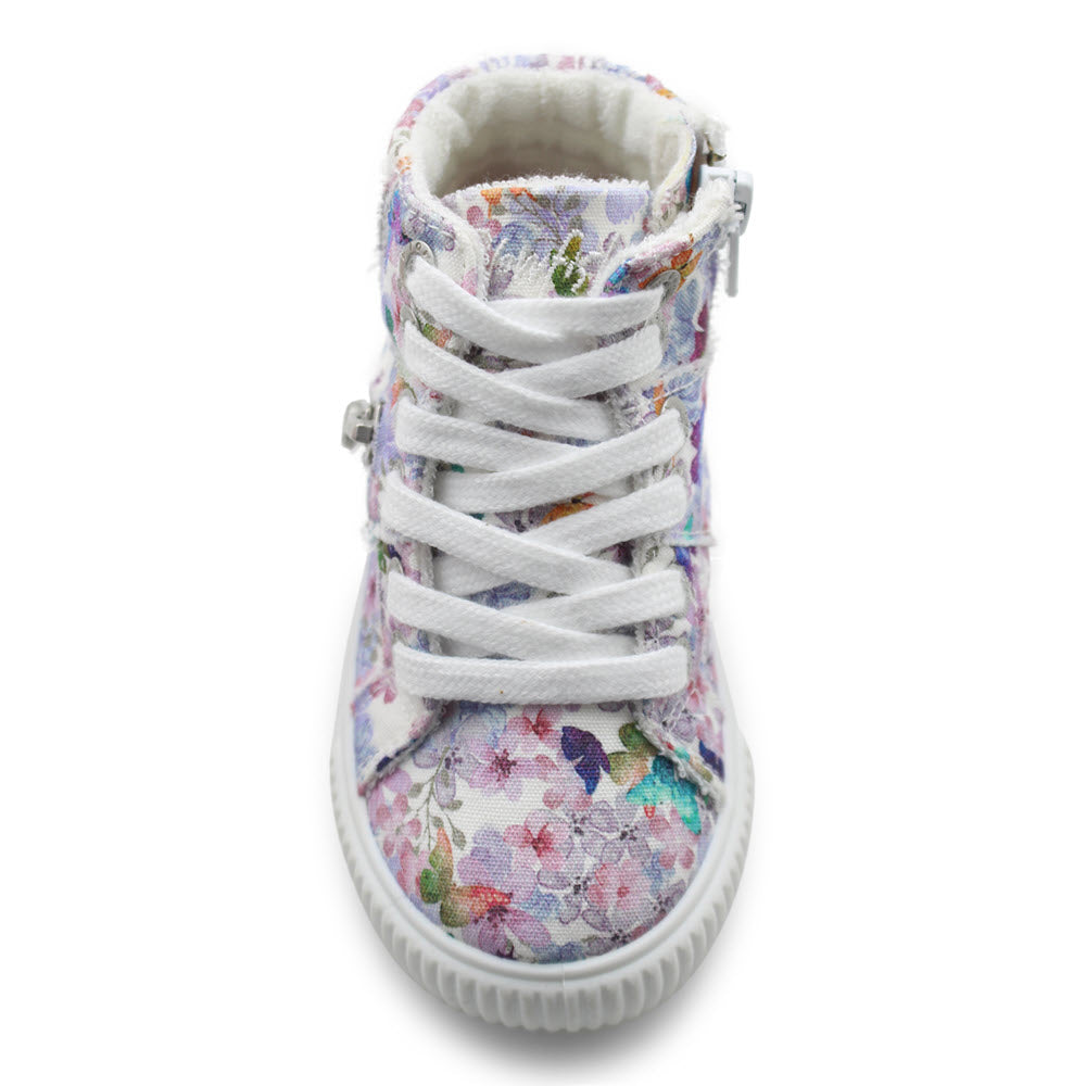 A single Blowfish Fruitcake Lilac Sentosa toddler&#39;s high-top sneaker with floral pattern and white laces on a white background.