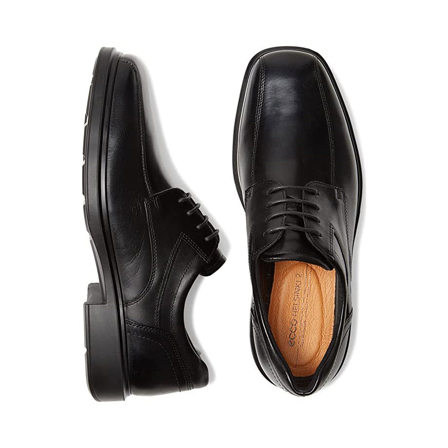 A pair of black Ecco HELSINKI 2.0 BIKE TOE TIE men’s dress shoes on a white background.