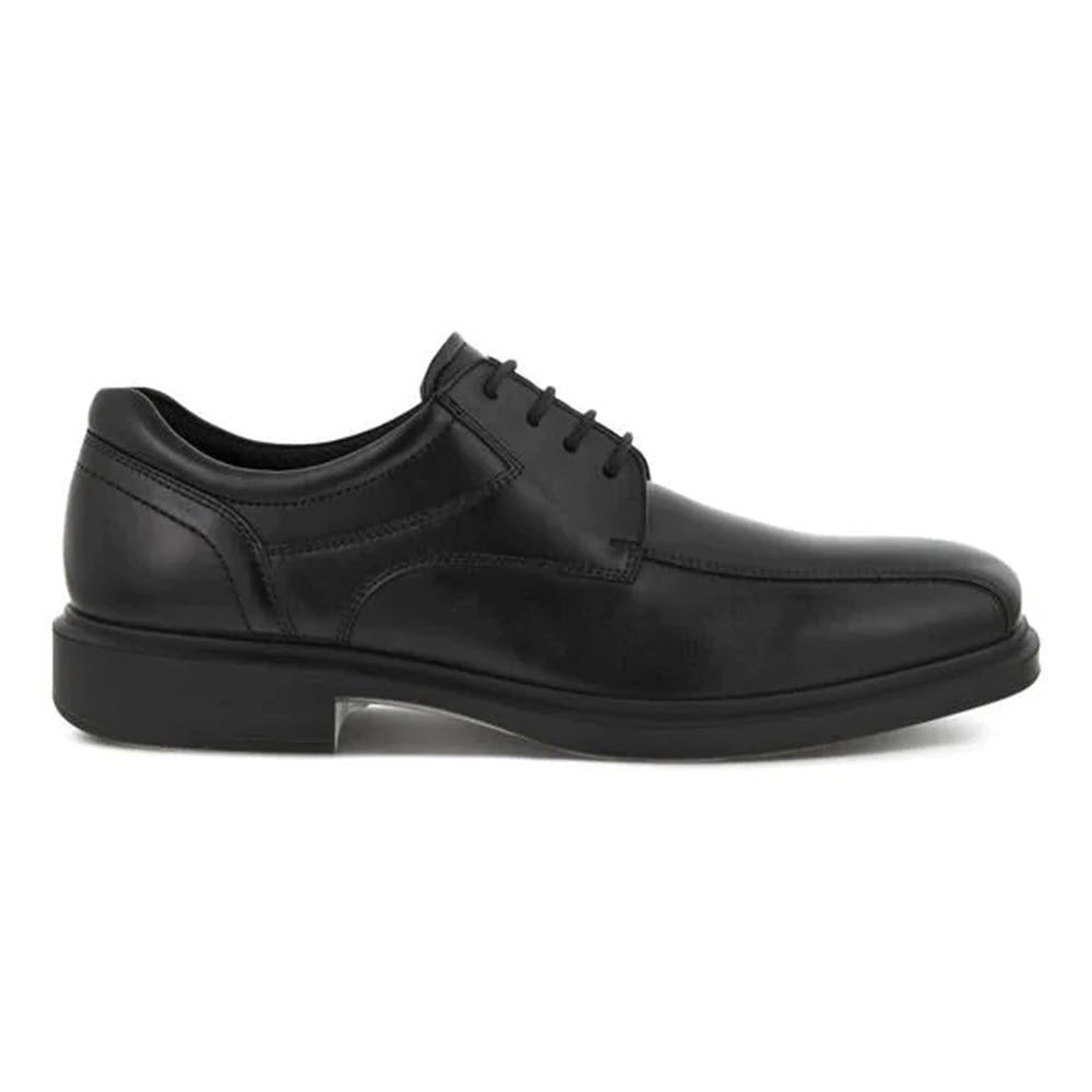 Men’s black leather Ecco HELSINKI 2.0 BIKE TOE TIE dress shoe with laces on a white background.