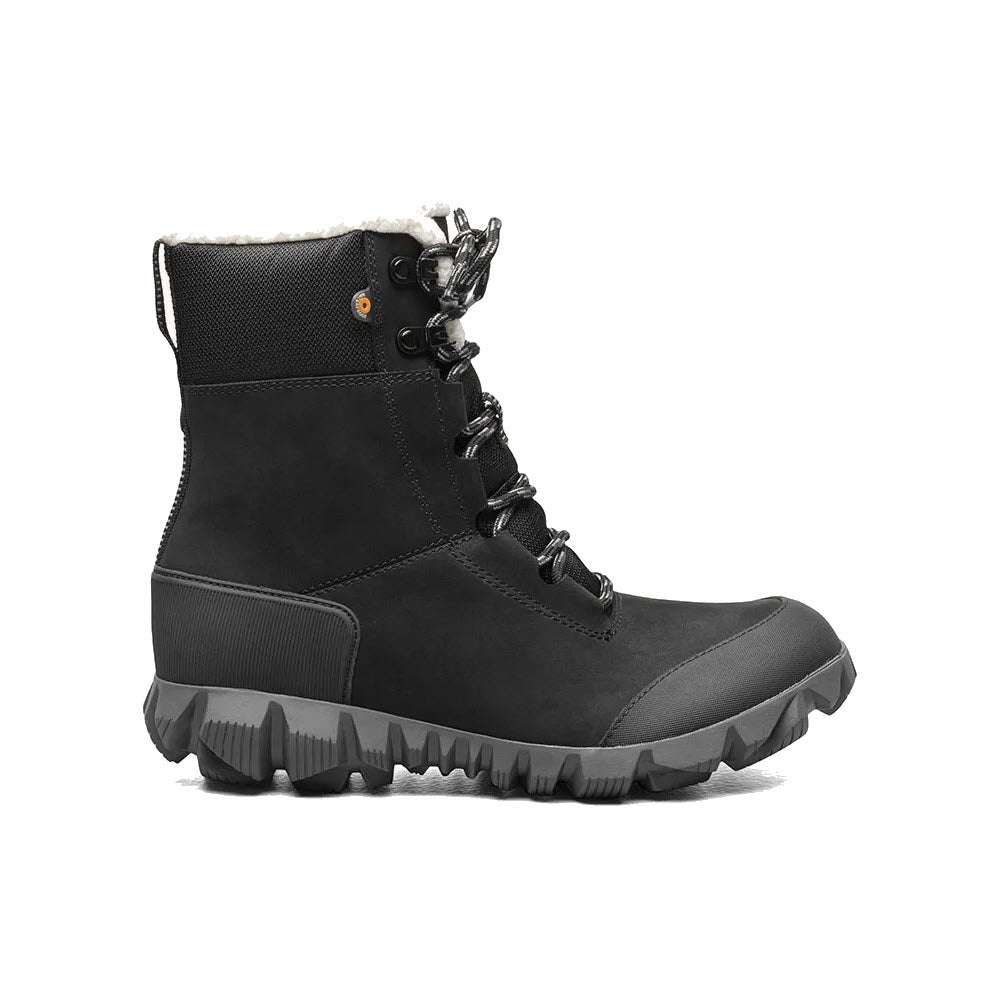 Bogs Arcata Leather Black - Womens winter boot with fur lining and slip-resistant outsoles on a white background.