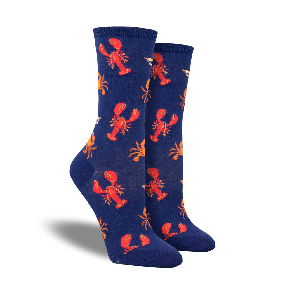 A pair of SOCKSMITH SEAFOOD PLATTER NAVY with a red lobster pattern, designed for women&#39;s shoe sizes.