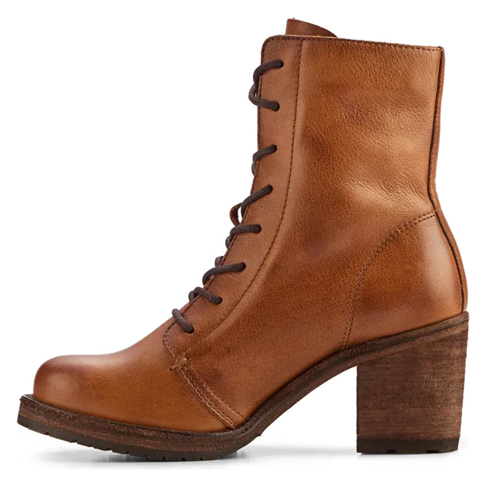 FRYE KAREN COMBAT CARAMEL - WOMENS lace-up ankle boot with a block heel and traction rubber insets.