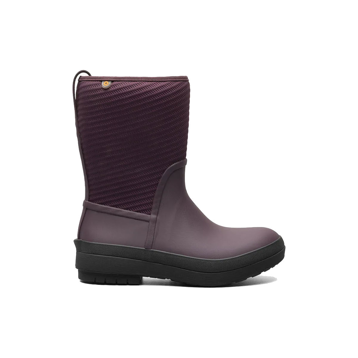 A single Bogs Crandall II Mid Zip Wine women&#39;s snow boot with a quilted upper section and a smooth lower section, displayed on a white background.