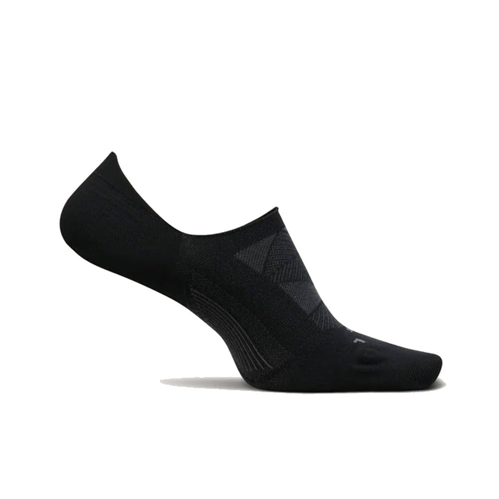 FEETURES ELITE ULTRA LIGHT INVISIBLE SOCKS BLACK with targeted compression, isolated on a white background.