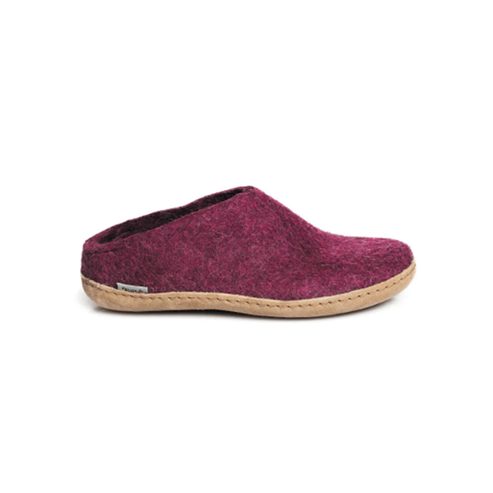 A single GLERUPS THE SLIP-ON LEATHER CRANBERRY - WOMENS clog with a cork sole, displayed against a white background.