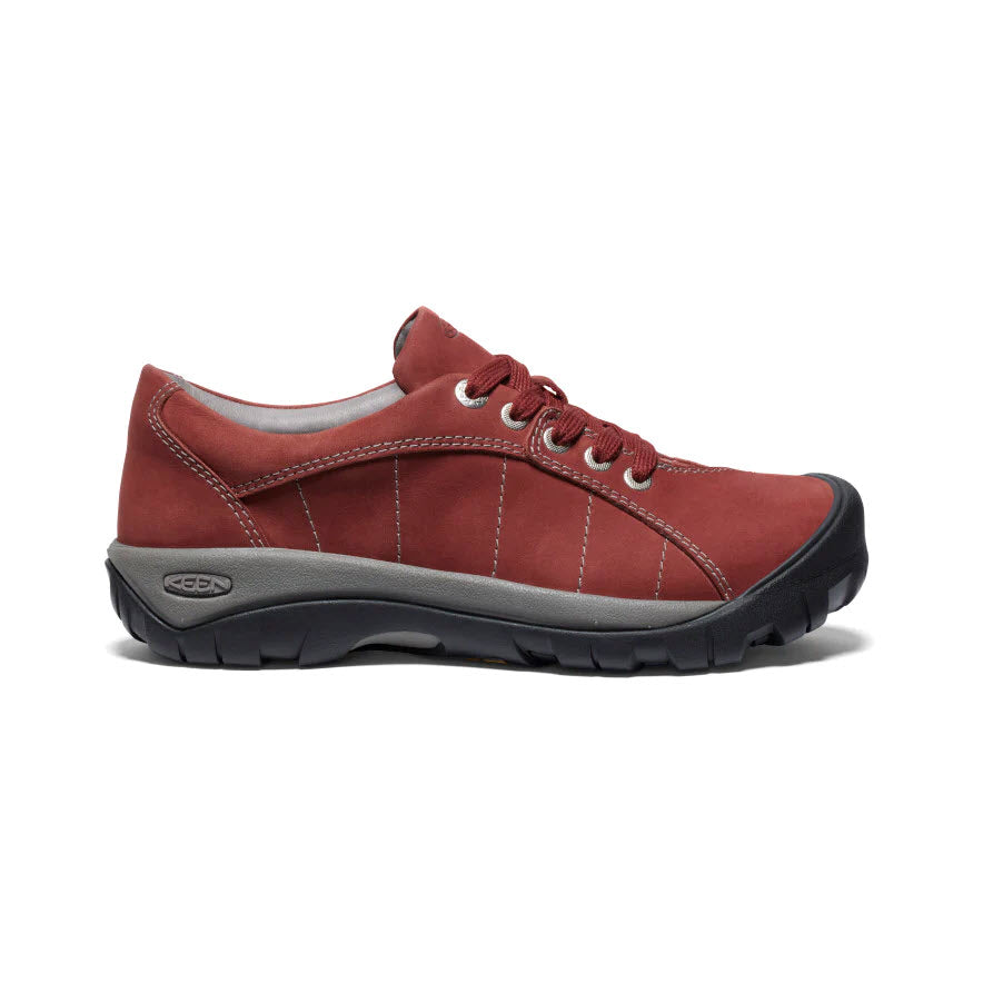 Keen Presidio Fired Brick - Womens leather lace-up casual shoe with a gray sole isolated on a white background.